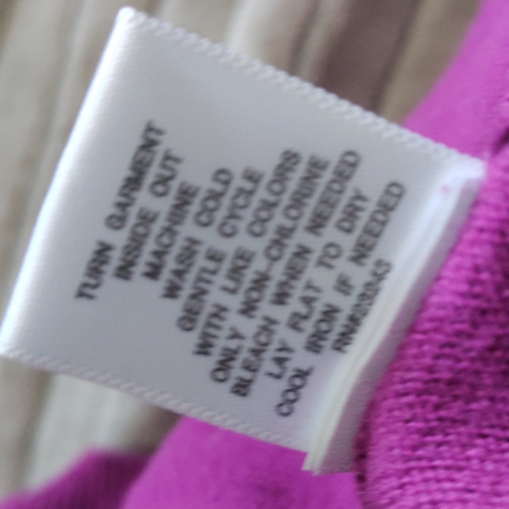 NEW York Co size medium Short sleeve - Picture 6 of 8